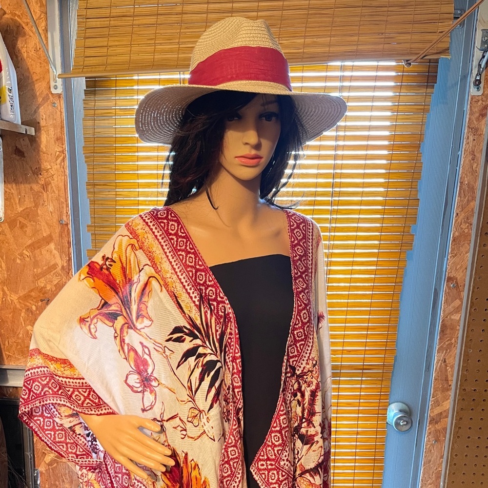 VINCE CAMUTO Ruana and Floppy Hat Set In Neutral Rust - Picture 2 of 12